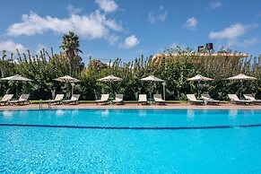Peli Hotel