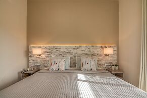 Peli Hotel
