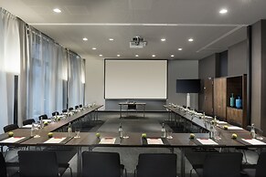 Adina Apartment Hotel Frankfurt Westend