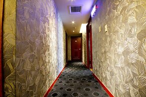 Golden Home Hotel