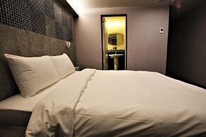 Golden Home Hotel