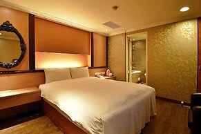 Golden Home Hotel