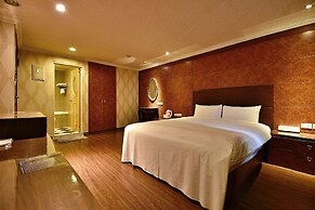 Golden Home Hotel