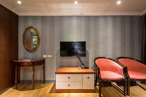 Golden Home Hotel