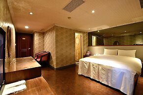 Golden Home Hotel