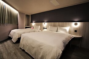 Golden Home Hotel