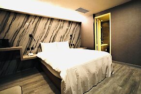 Golden Home Hotel