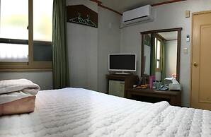 J Motel