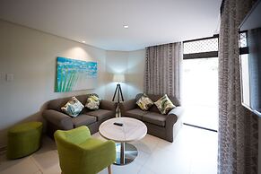 La Lucia Sands
