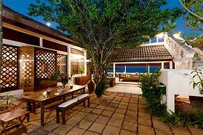 Baan Khunying – Secluded Phuket Beachfront Villa