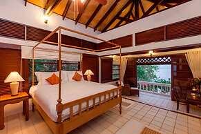 Baan Khunying – Secluded Phuket Beachfront Villa