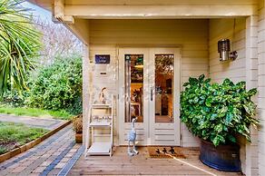 Duck Lodge B&B