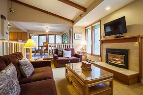 Coles Bay Vacation Retreat