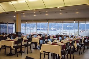Çanak Hotel