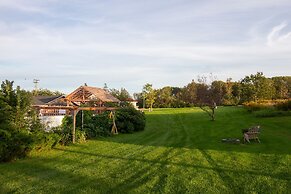 Avonlea Cottages