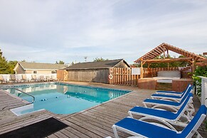 Avonlea Cottages