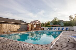 Avonlea Cottages