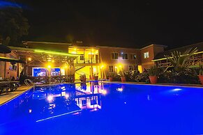 The Okaseni Lodge