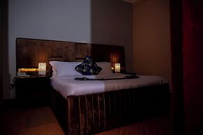 The Okaseni Lodge