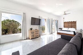 Villa Pela