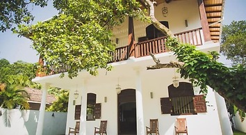 Villa Frangipani