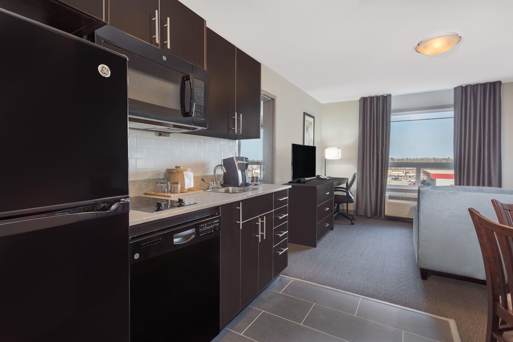 Ramada by Wyndham Grassland