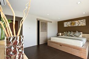 Riviera Beach Hotel