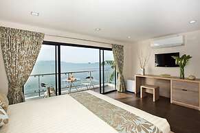 Riviera Beach Hotel