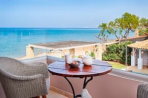 The Mini Beach Hotel