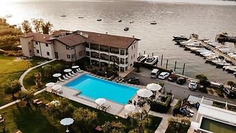Bella Hotel & Restaurant
