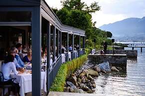 Bella Hotel & Restaurant
