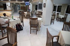 Athinoula Hotel