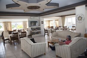 Athinoula Hotel