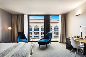 MACq 01 Hotel