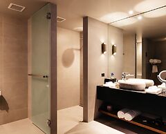 MACq 01 Hotel