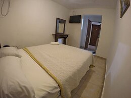 Hotel BackPacker Inn