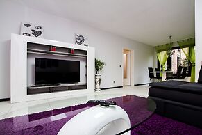 Lakeside Flat