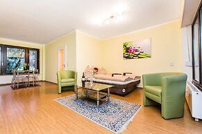 Lakeside Flat