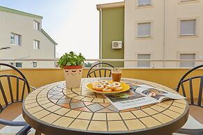 Apartments Zelic Tucepi