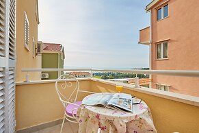 Apartments Zelic Tucepi