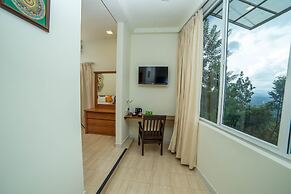 Range Hotel Kandy