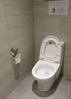4Plus Hostel
