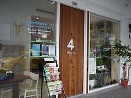 4Plus Hostel