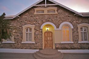Schuetzenhaus Guesthouse
