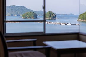 Wan Wan Paradise Toba