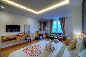 Orussey One Hotel & Apartment