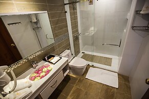 Orussey One Hotel & Apartment