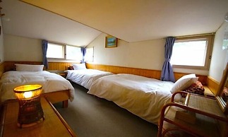 Moorea Lodge