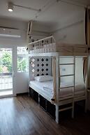 The Quarter Bangkok Poshtel & Coworking - Hostel
