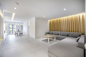 NS Place